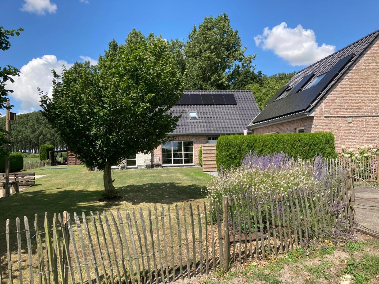 Villa De Smokkelaar & Het Schuurtje Maldegem Exterior foto